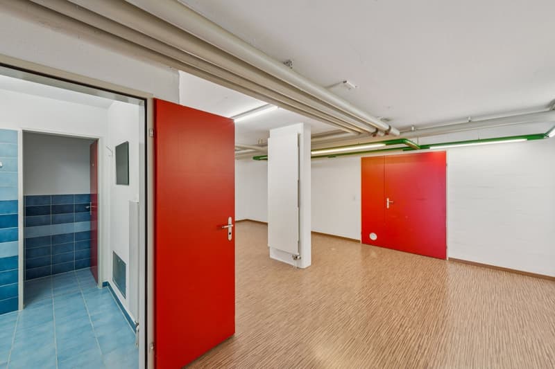 Gewerbe/Ladenfläche mit Schaufenster an bester Lage in Bremgarten (10)