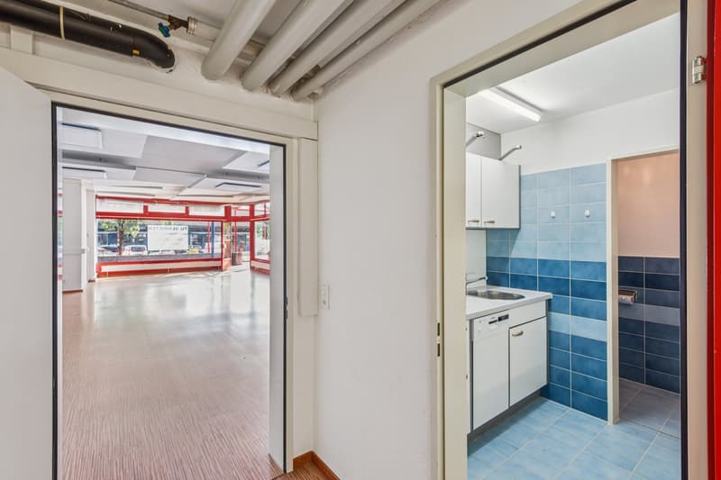 Gewerbe/Ladenfläche mit Schaufenster an bester Lage in Bremgarten (11)