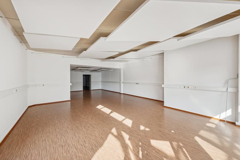 Gewerbe/Ladenfläche mit Schaufenster an bester Lage in Bremgarten (7)