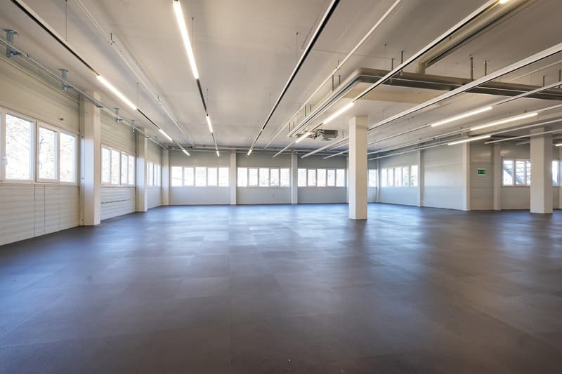 Servizio/Produzione con vista sul Castello di Thun / NESSUN CENTRO FITNESS (4)