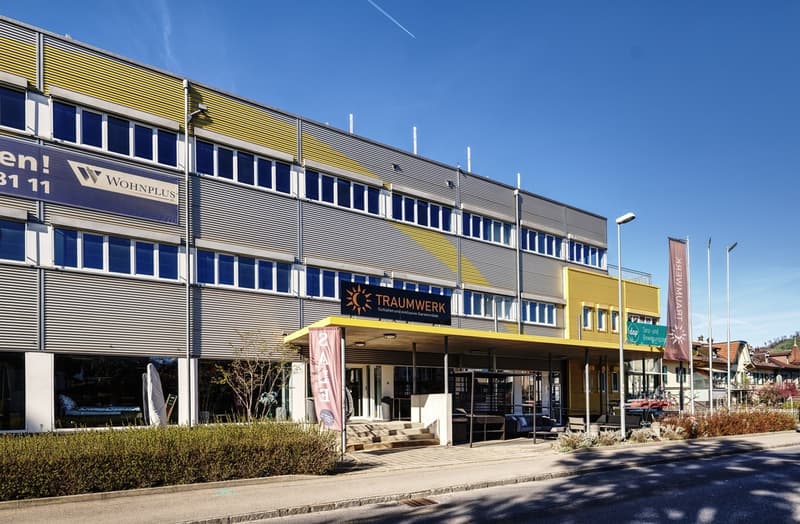 Attractive sales area on the ground floor (9)