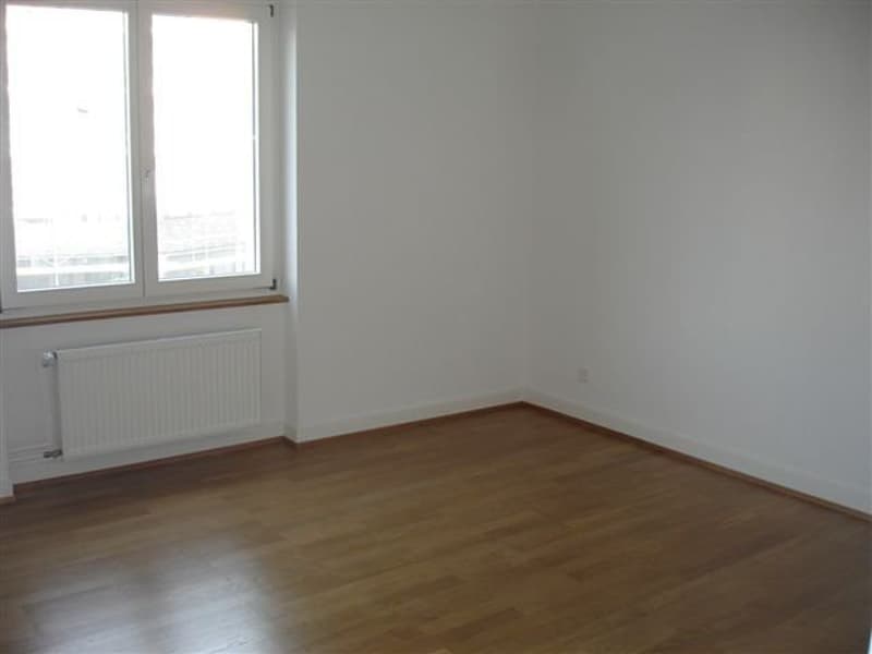 TOPMODERNE WOHNUNG (3)