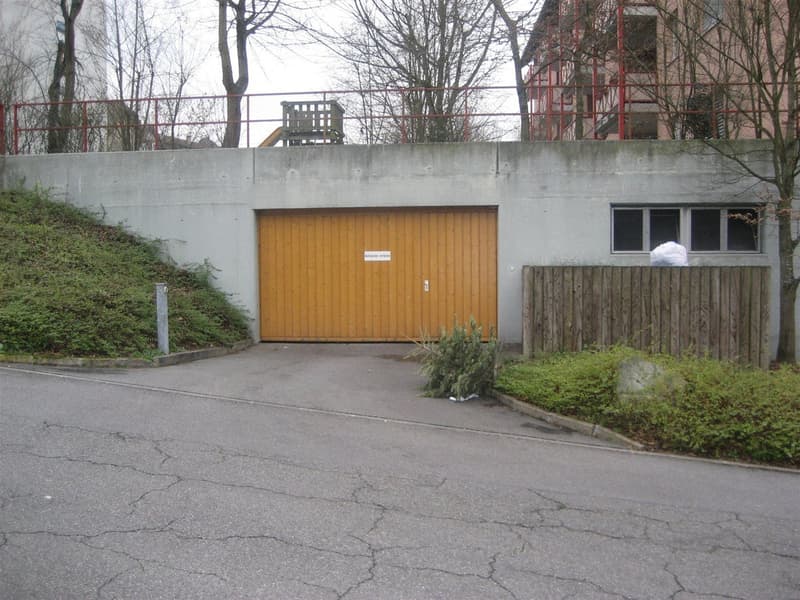Parking spaces in underground garage (2)