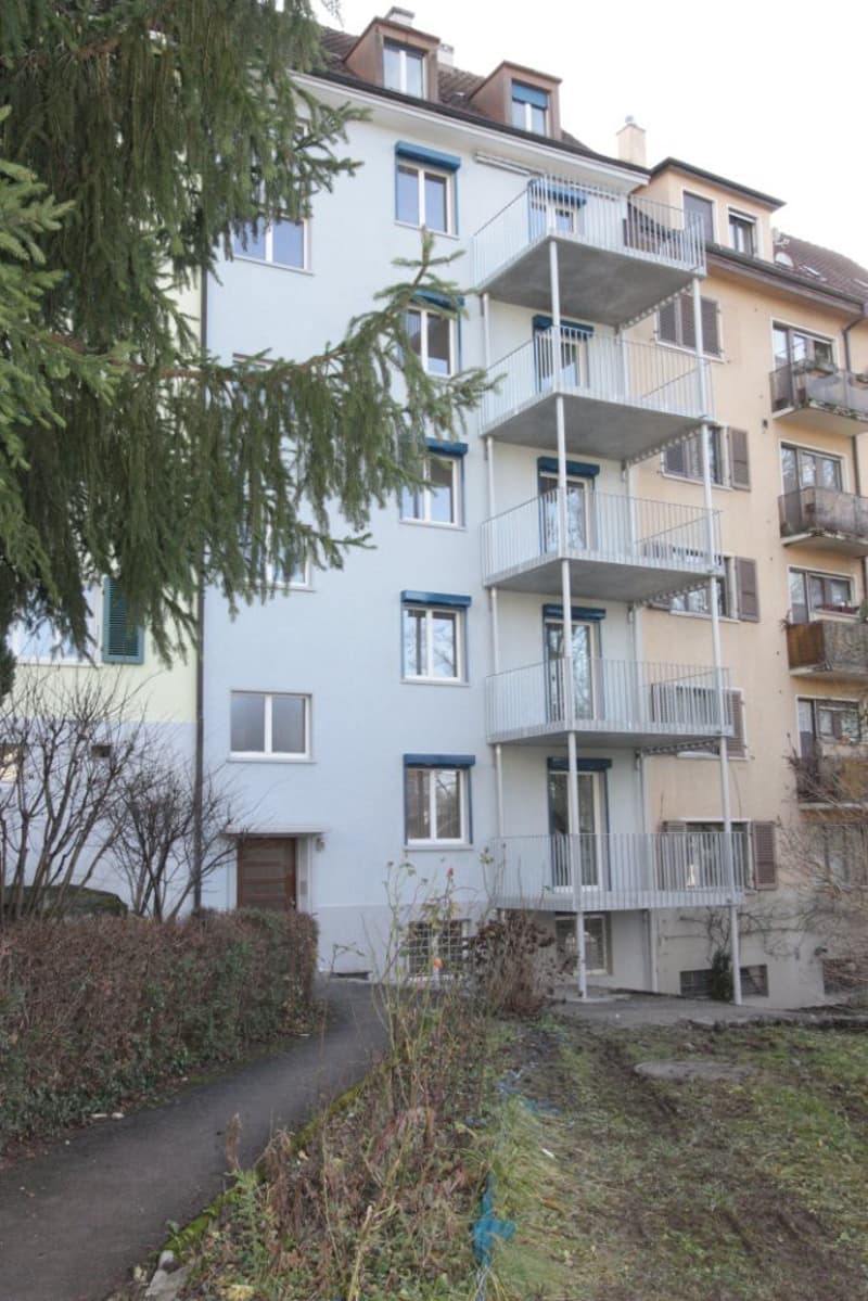 3-Bedroom Apartment for Rent in Highly Sought-After Neighborhood (9)