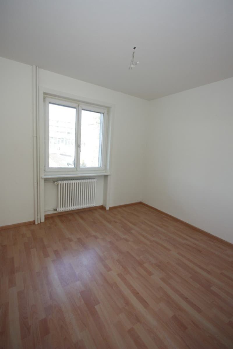 3-Bedroom Apartment for Rent in Highly Sought-After Neighborhood (6)