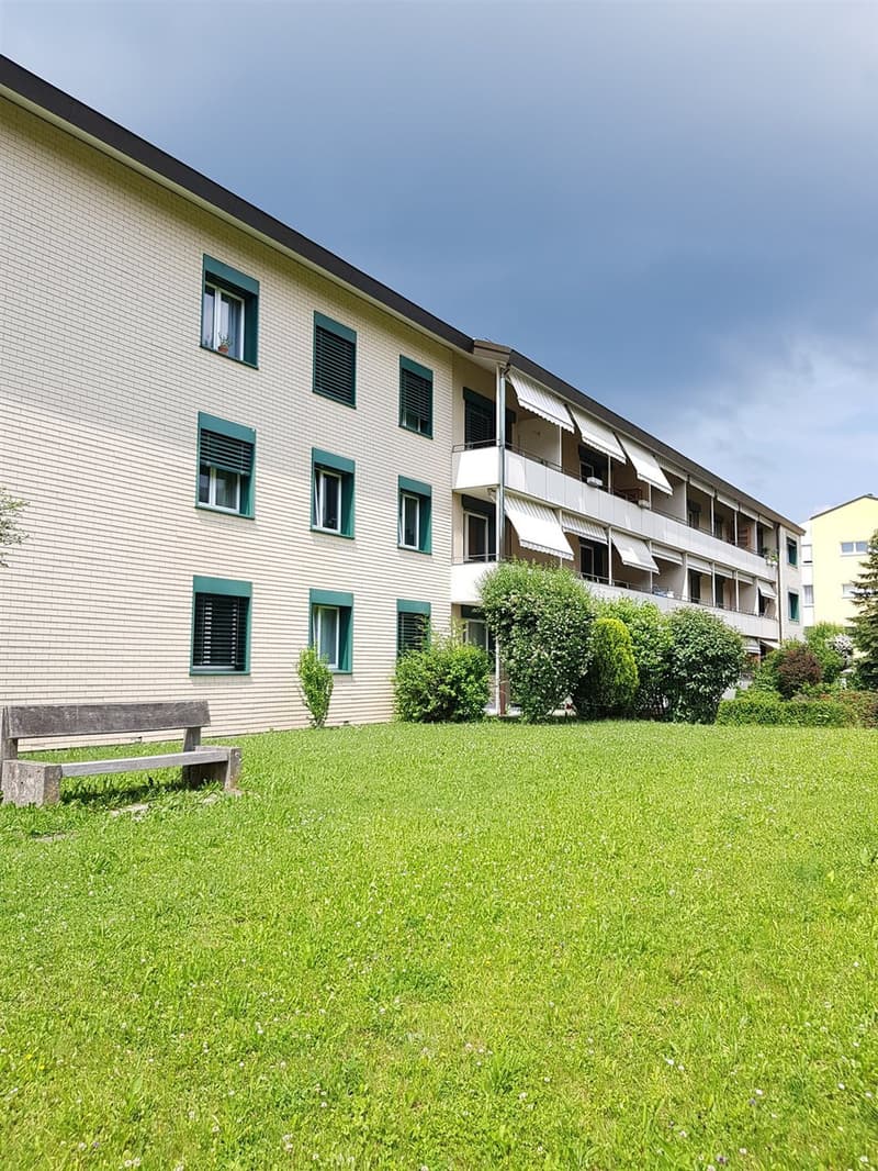 Apartment with lovely green surroundings! (1)