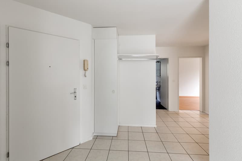 Geräumige helle Wohnung mit Balkon - zentral & im Grünen gelegen (7)