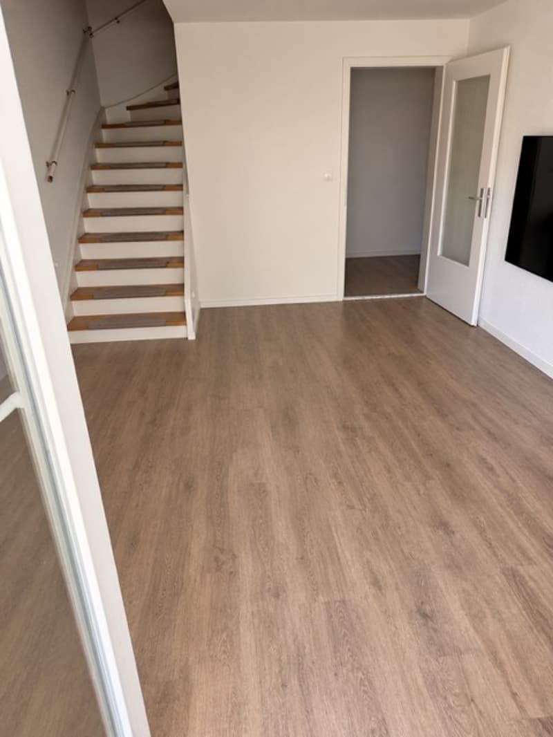 Charmante 3-Zimmer-Wohnung mit Balkon & Gartenmitbenutzung Reinach BL (4)