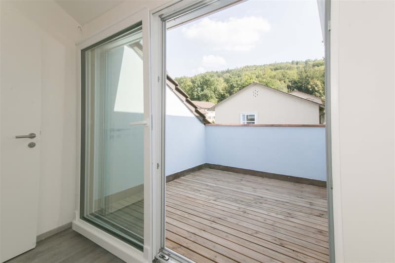 Moderne Dachwohnung mit ganz toller Aussicht! (5)