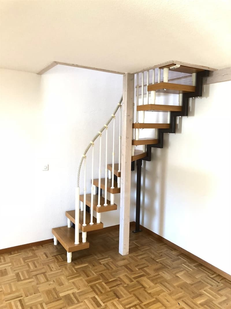 Dachwohnung mit Gallerie (7)