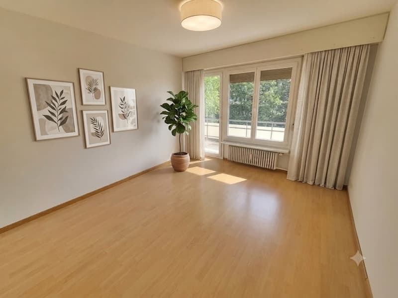 Befristet: Helles Wohntraum-Juwel mit Balkon (ca. 1,5 J.) (2)