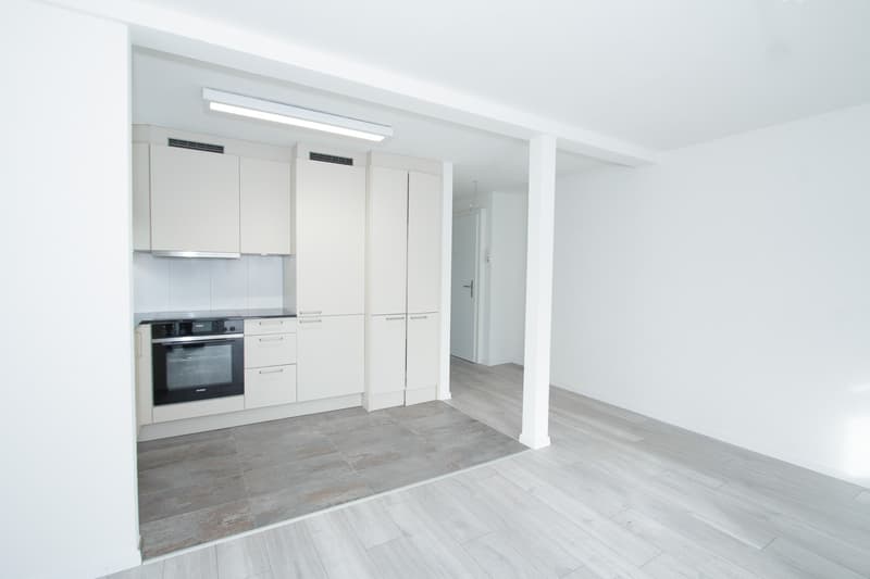 Ihr neues Zuhause mit atemberaubender Seesicht und Badeplatz (10)