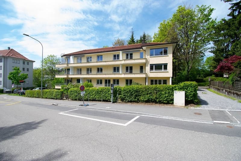 Tolle, moderne Wohnung mit Buslinie vor dem Haus! (1)