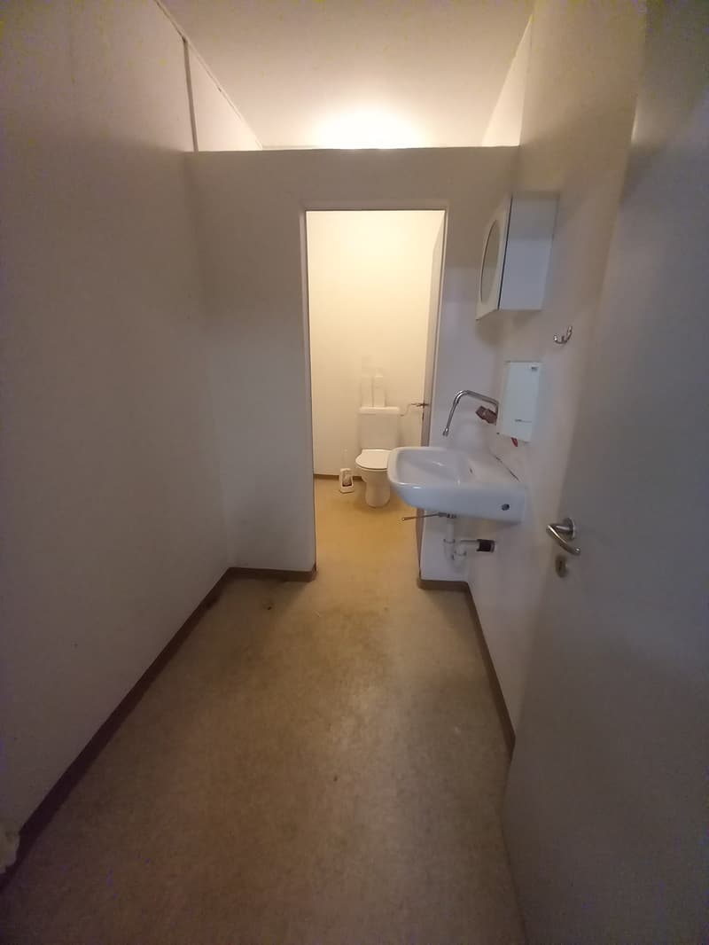Gewerbe/Bürofläche/Ladenfläche (3)