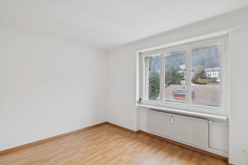 Soforteinzug in renovierte Wohnung - ruhig, zentralgelegen und familienfreundlich (4)