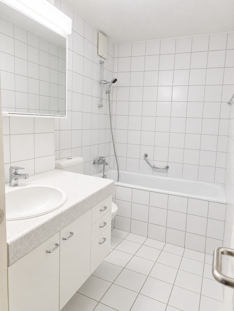 Grosse und zentralgelegene Wohnung in Kehrsatz (5)