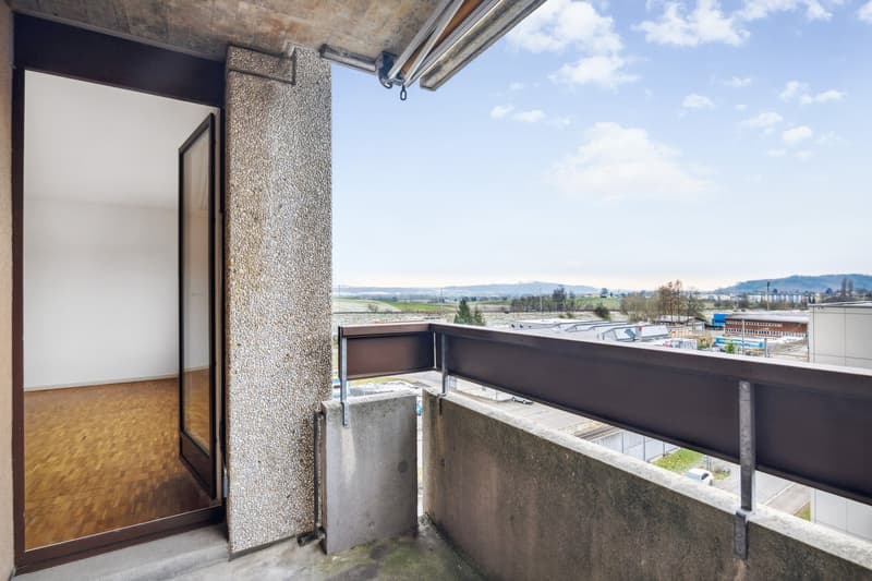 Schöne, geräumige 3,5-Zimmerwohnung mit Balkon und Einstellplatz (9)