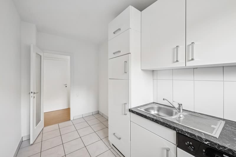 grosse und moderne 2 Zimmerwohnung (2)