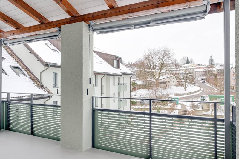 Appartement mansardé spécial avec cheminée et finitions de haute qualité (6)