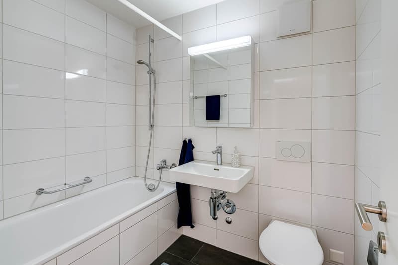 Grosszügige 3½-Zimmerwohnung mit Balkon und modernem Ausbaustandard (5)