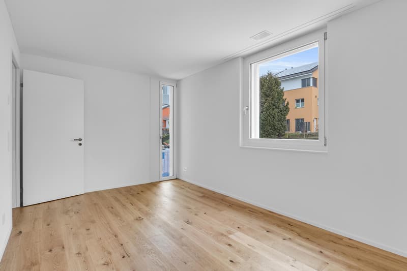 Moderne Gartenwohnung mit Sitzplatz und Loggia (6)