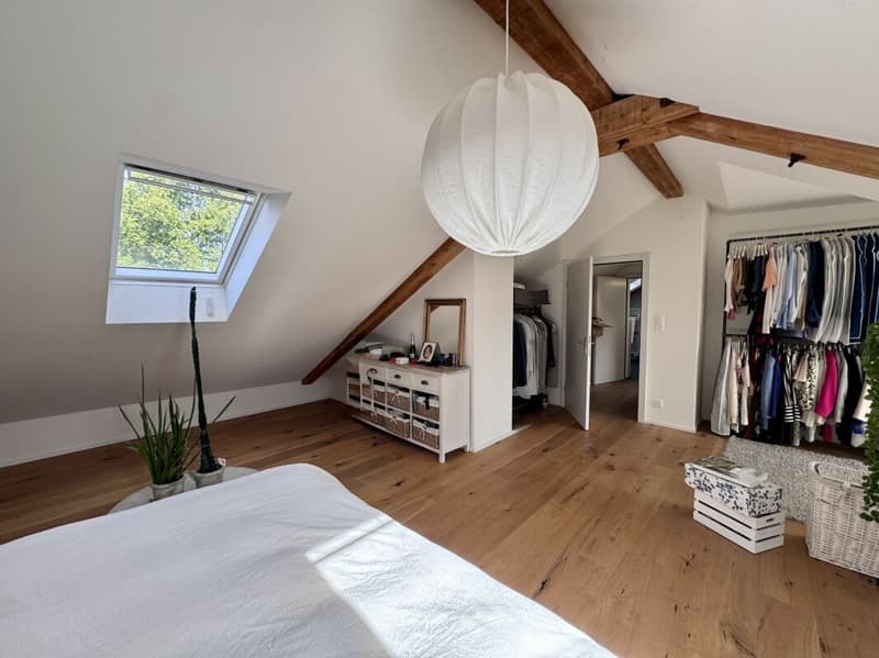 Grosszügige 3½-Zimmer-Maisonette mit 150 m², Balkon & 2 Bädern am Albisriederplatz (8)
