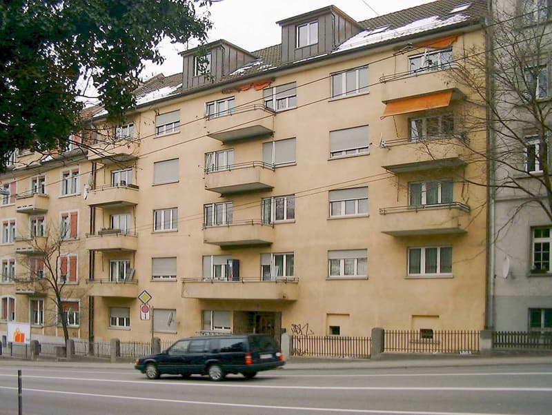 PARKING SPACE FOR RENT! - Rosengartenstrasse 23 in Zürich (1)