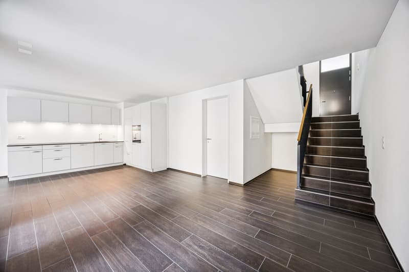 Prima locazione: Appartamento a livelli sfalsati moderno con charme a Zürich-Oerlikon (5)