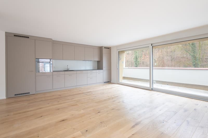 Modern living on the top floor – High-quality 2.5-room new apartment in Zurich-Seebach (1)