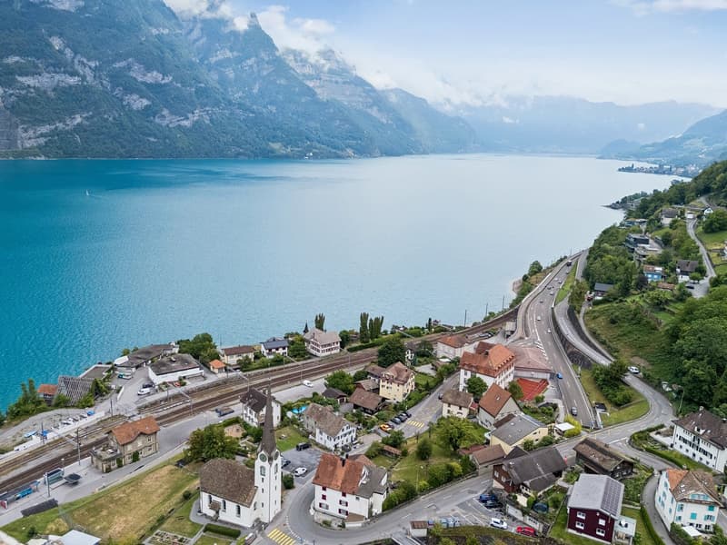 Gewerbefläche an idyllischer Lage in Mühlehorn (12)