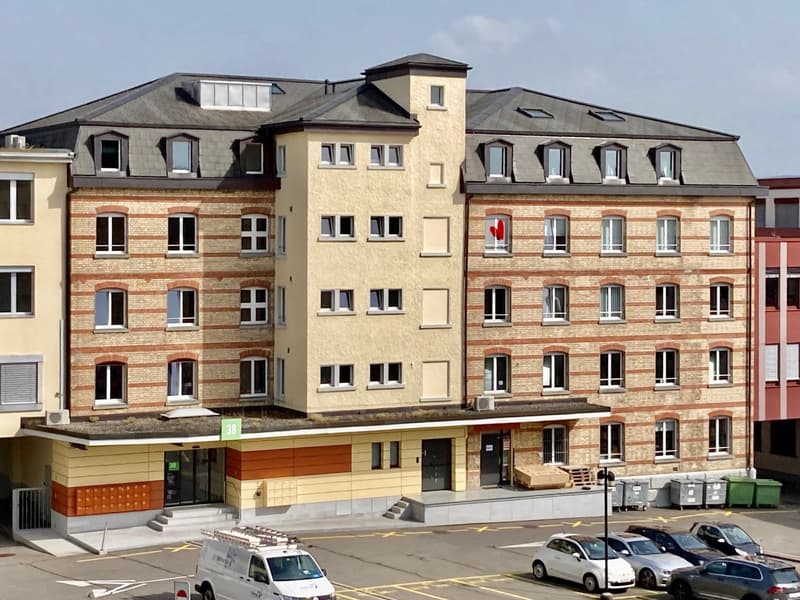 Helle Bürofläche in Wangen-Brüttisellen zu vermieten (8)