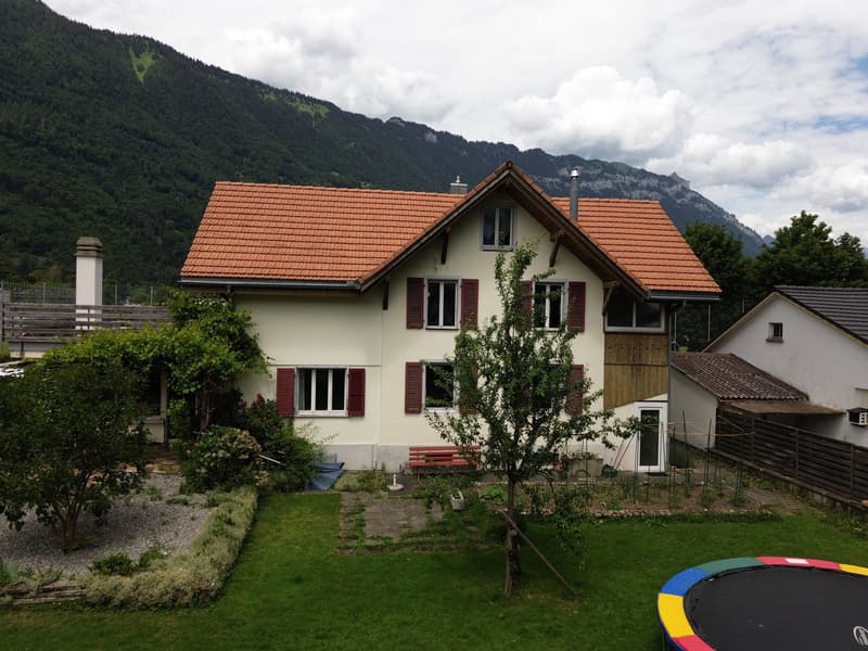 Maison avec 3 unités d'habitation (3)