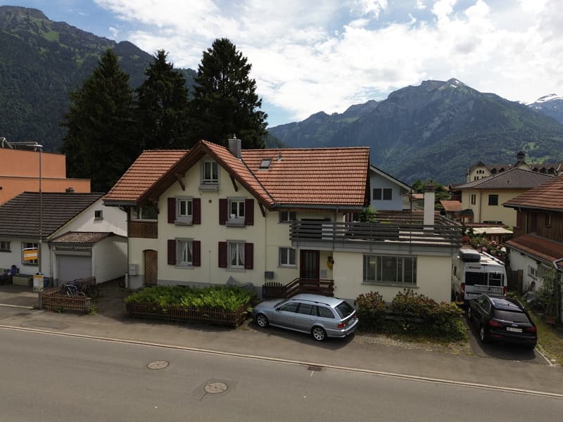 Maison avec 3 unités d'habitation (6)