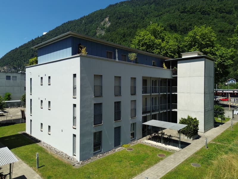 Bright, quiet apartment in ideal proximity to the train station (6)
