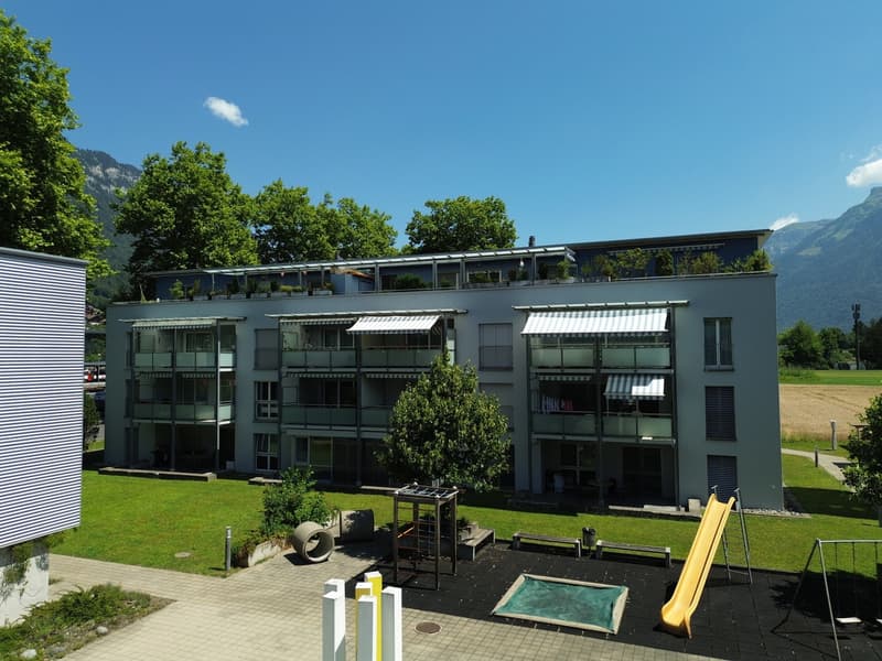 Bright, quiet apartment in ideal proximity to the train station (4)