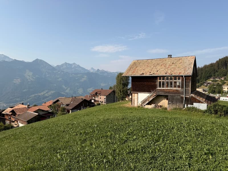Building plot with a grandiose mountain view (1)