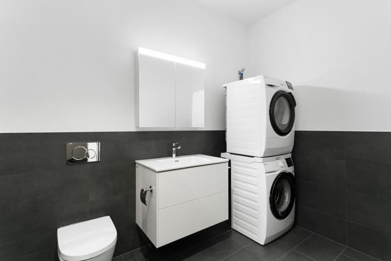 First-time rental: Modern commercial space with high-quality finishes in a central location (10)