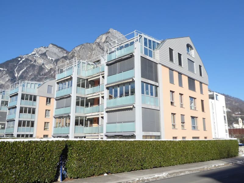 4-bedroom maisonette apartment with two underground parking spaces (2)