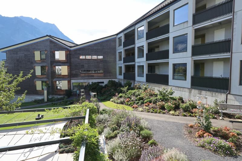 Hébergement assisté : appartement 2,5 pièces moderne avec extension moderne et balcon agréable (9)