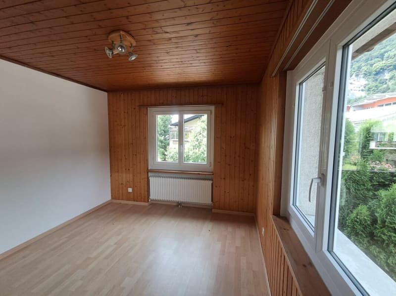 Casa di 4,5 locali con grande giardino (3)