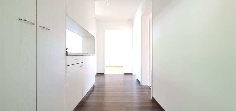 preiswerte 4.0-Zimmerwohnung mit Balkon in ruhiger Lage (6)