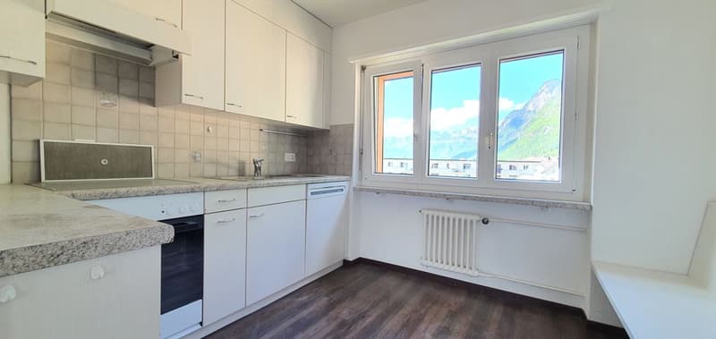preiswerte 4.0-Zimmerwohnung mit Balkon in ruhiger Lage (5)