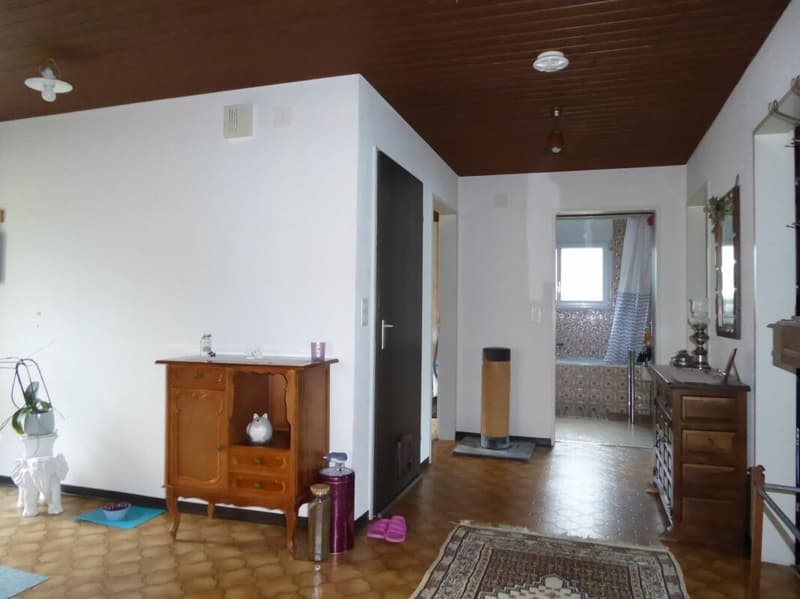 4 1/2-Zimmer-Einfamilienhaus mit attraktiver Seesicht (10)