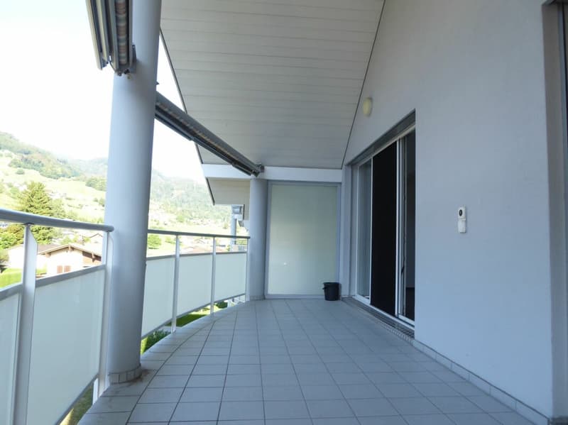familienfreundliche und grosszügige 6-Zimmer-Maisonette-Wohnung (14)