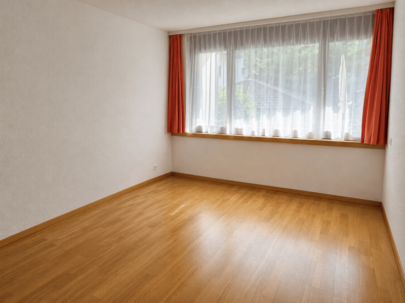 Preiswerte 2.0-Zimmer-Wohnung mit Balkon und Bergsicht (5)