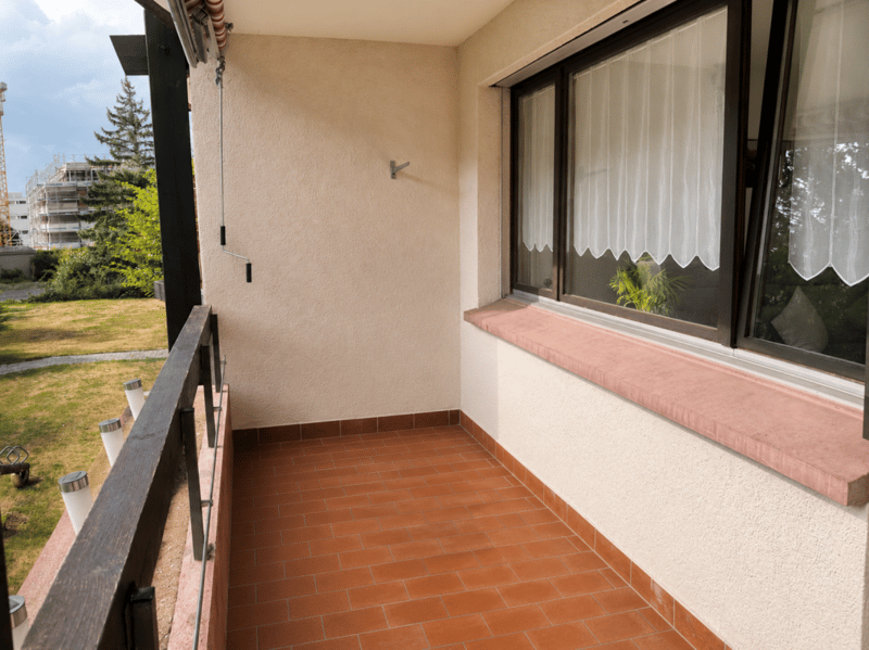 Preiswerte 2.0-Zimmer-Wohnung mit Balkon und Bergsicht (8)