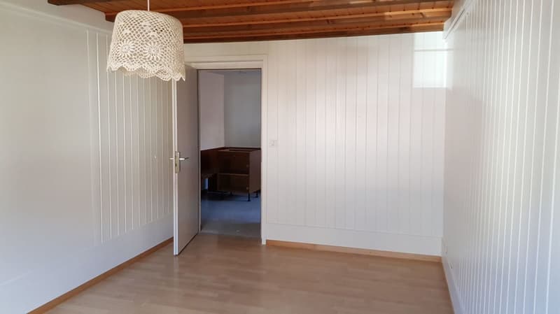 heimelige 3.5 Zimmerwohnung im Zentrum von Flums (5)