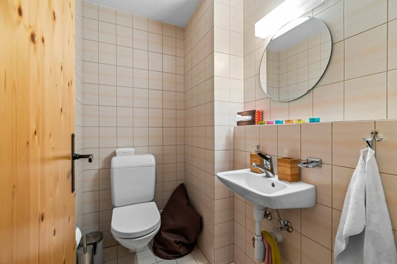4 1/2-Zimmer-Ferienwohnung mit eigener Sauna und einem Tiefgaragenplatz (12)