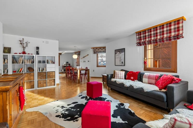 4 1/2-Zimmer-Ferienwohnung mit eigener Sauna und einem Tiefgaragenplatz (3)