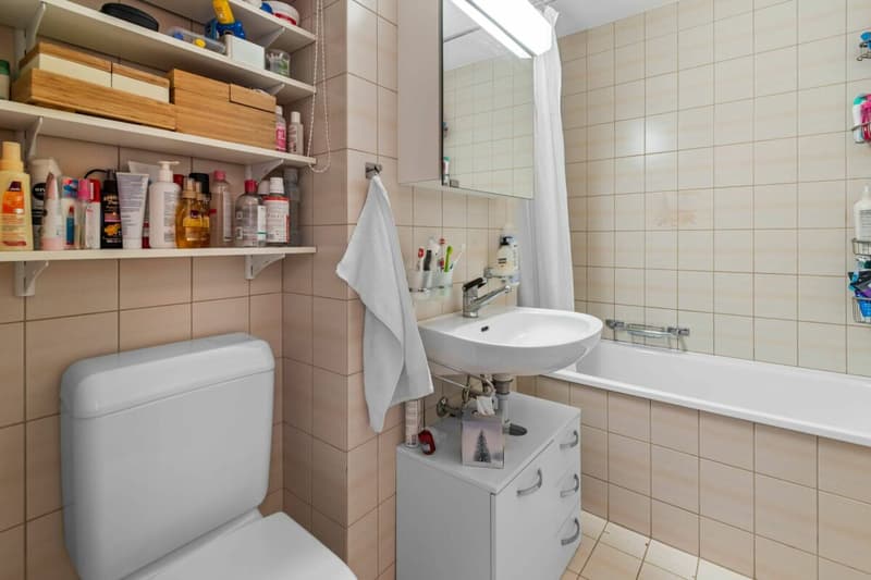 4 1/2-Zimmer-Ferienwohnung mit eigener Sauna und einem Tiefgaragenplatz (17)